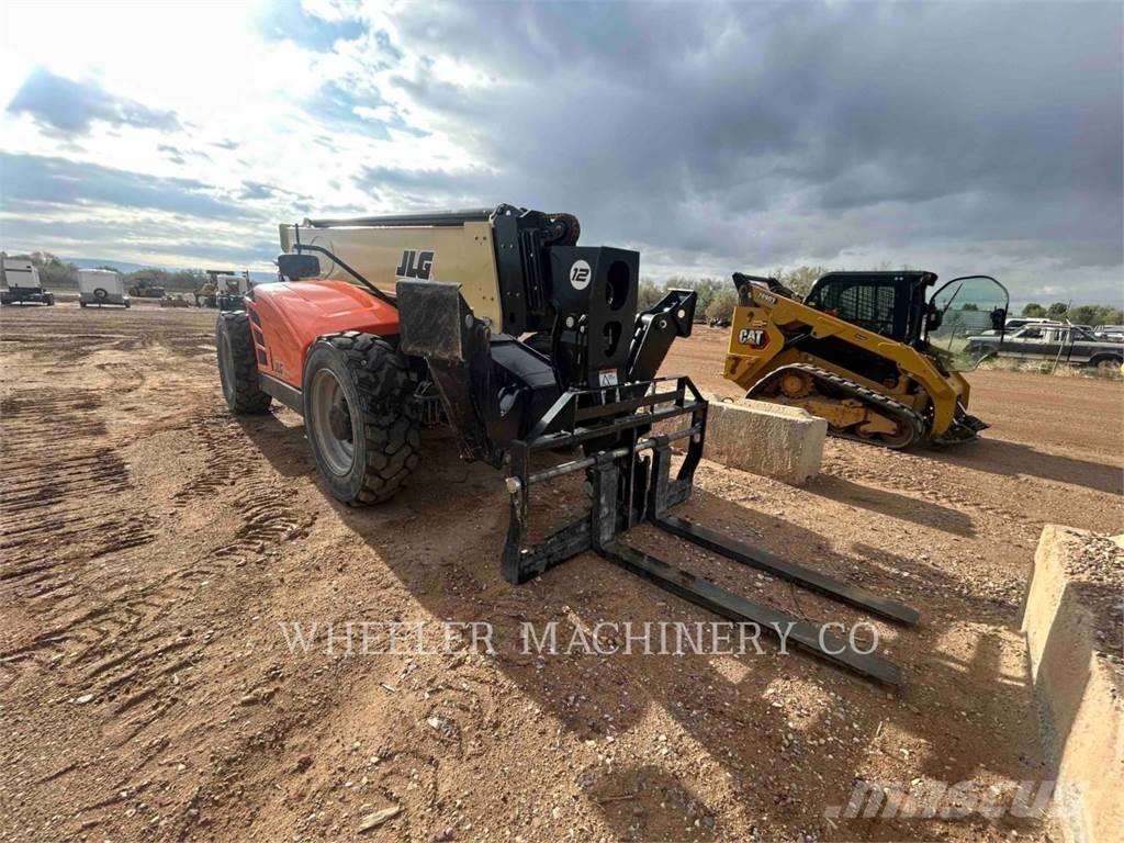 JLG 1255 Teleskopiskie manipulatori