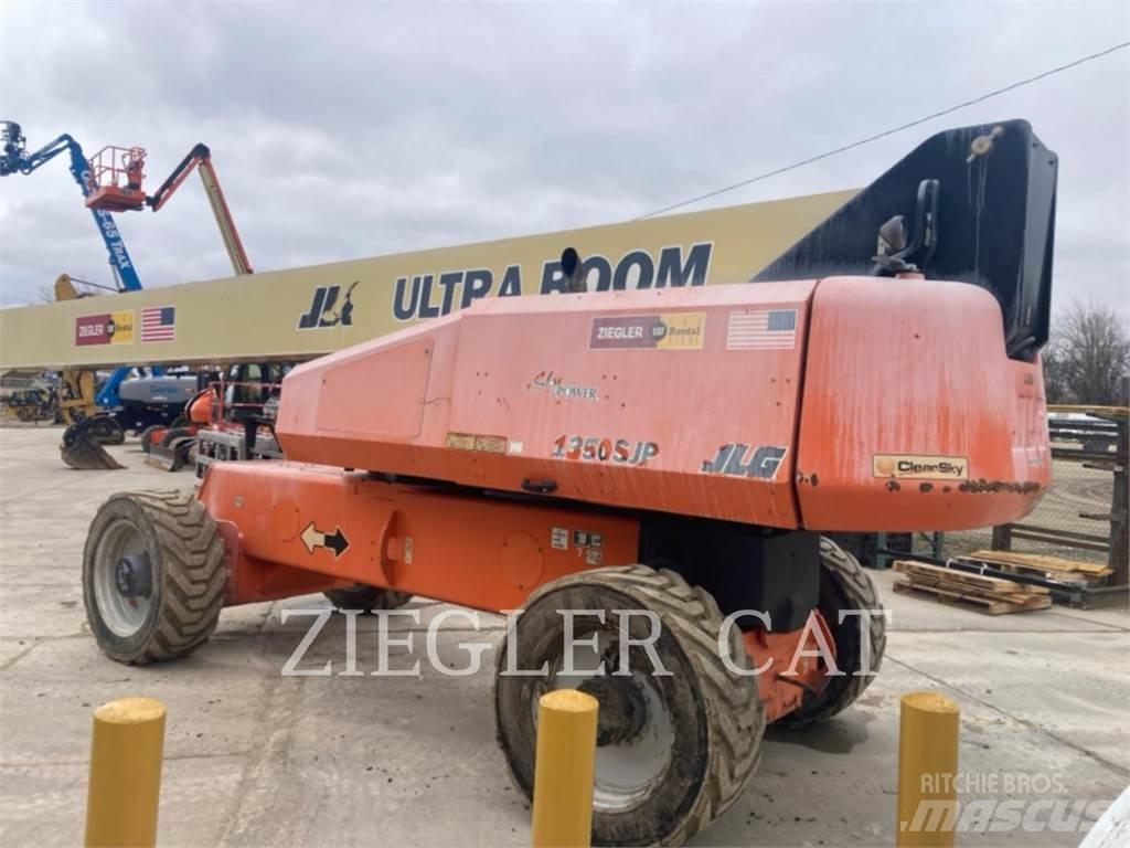 JLG 1350SJP Strēles pacēlāji