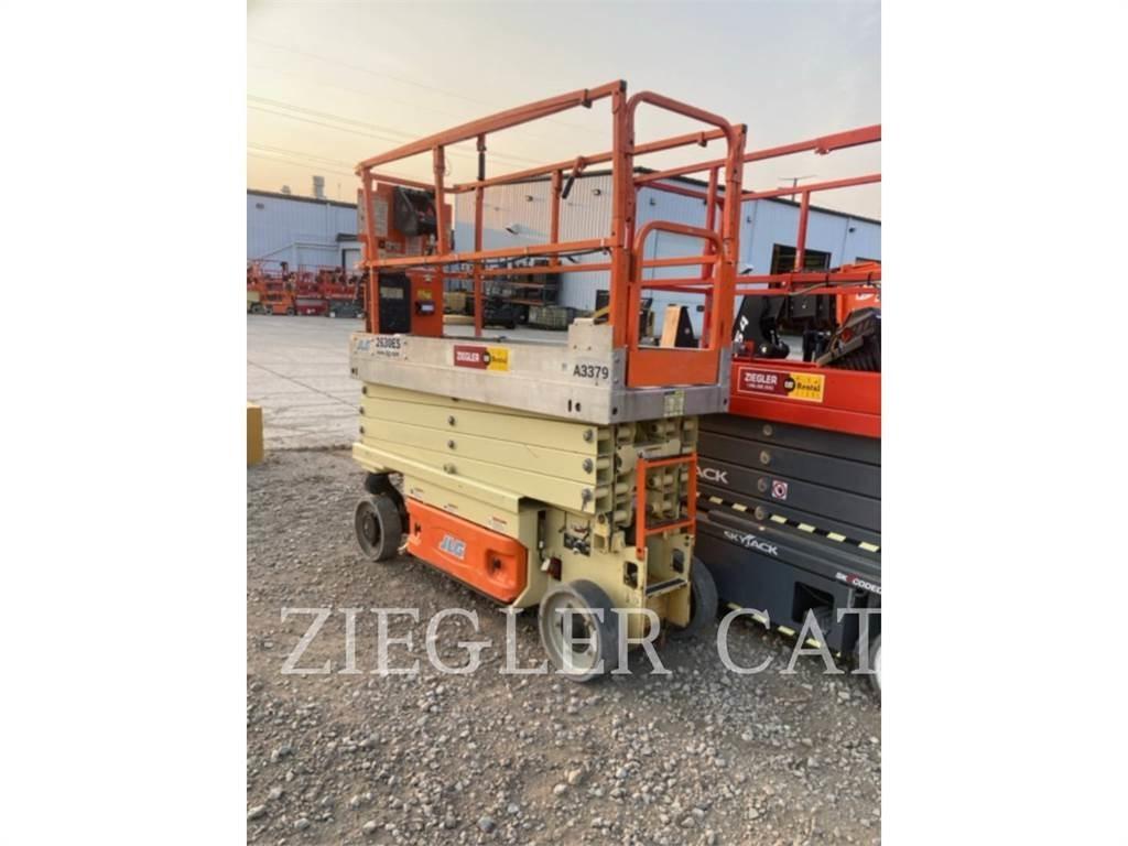 JLG 2630ES Šķerveida pacēlāji
