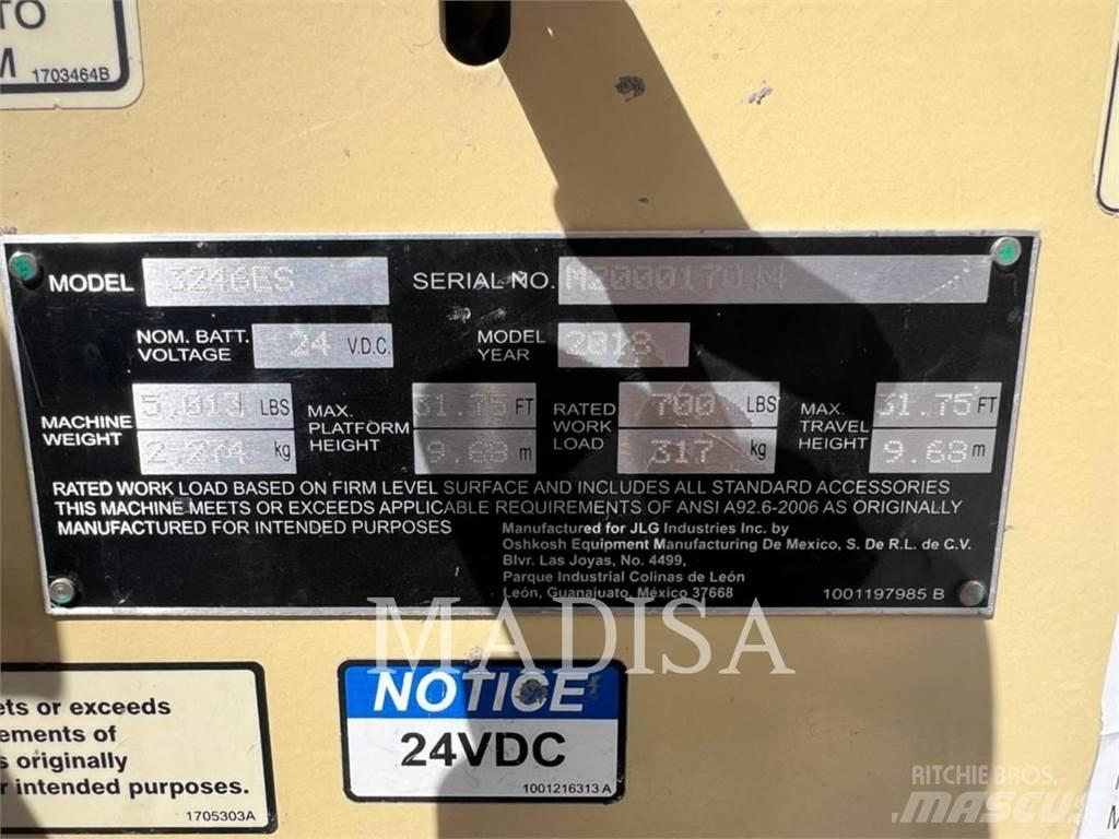 JLG 3246ES Šķerveida pacēlāji