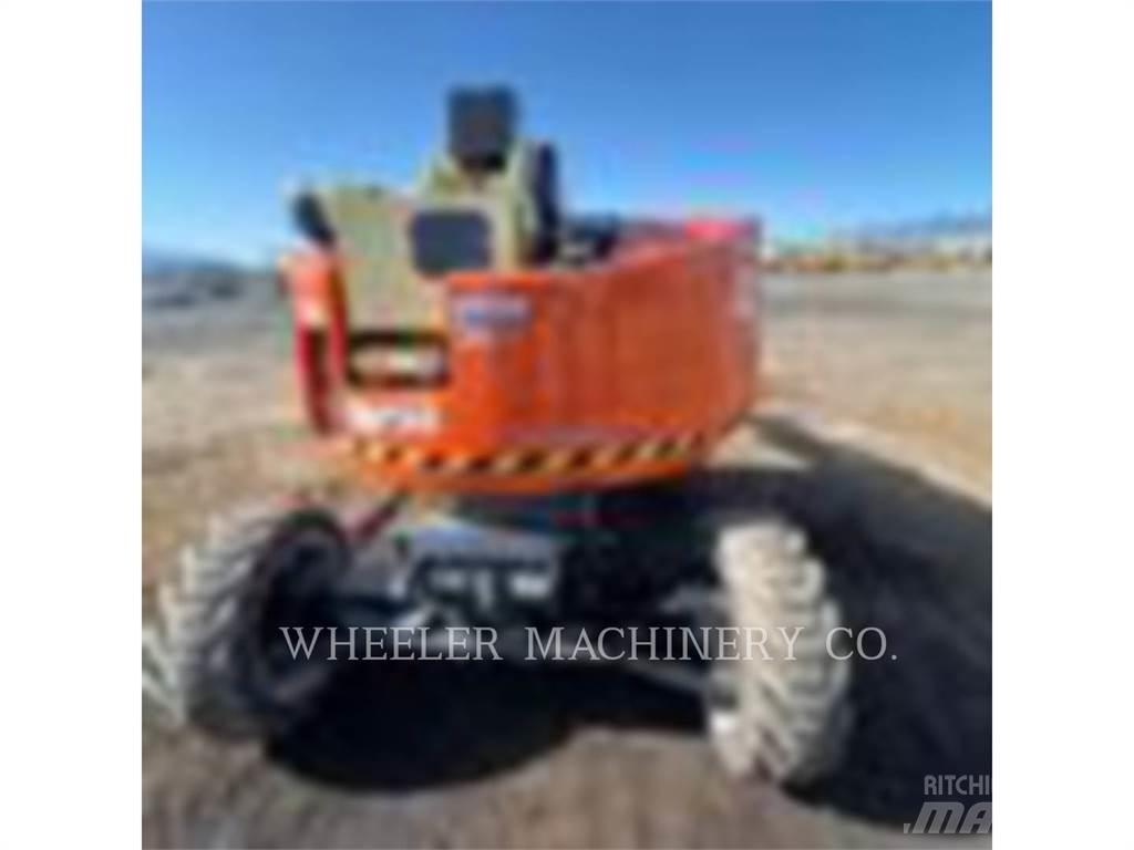 JLG 340AJ Strēles pacēlāji