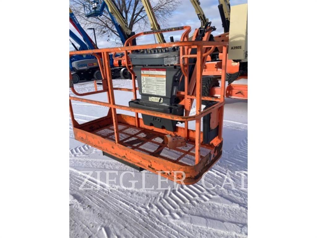 JLG 450AJ Strēles pacēlāji