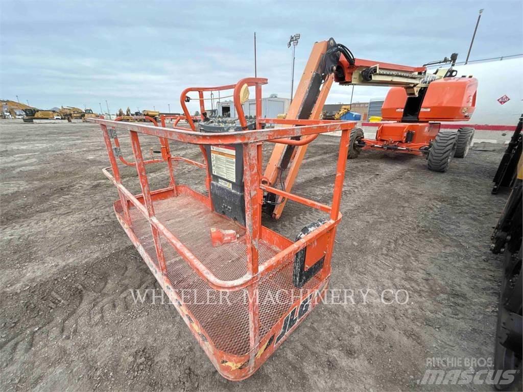 JLG 460SJ Strēles pacēlāji