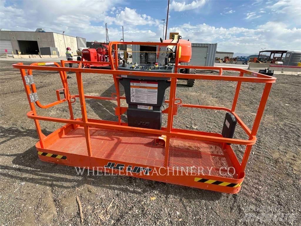 JLG 460SJ Strēles pacēlāji