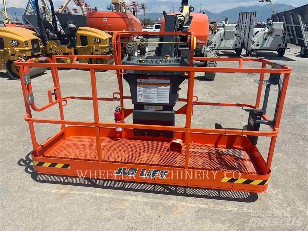 JLG 460SJ SP Strēles pacēlāji