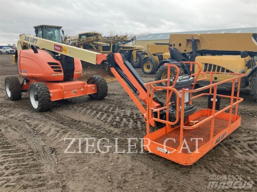 JLG 600AJ Strēles pacēlāji