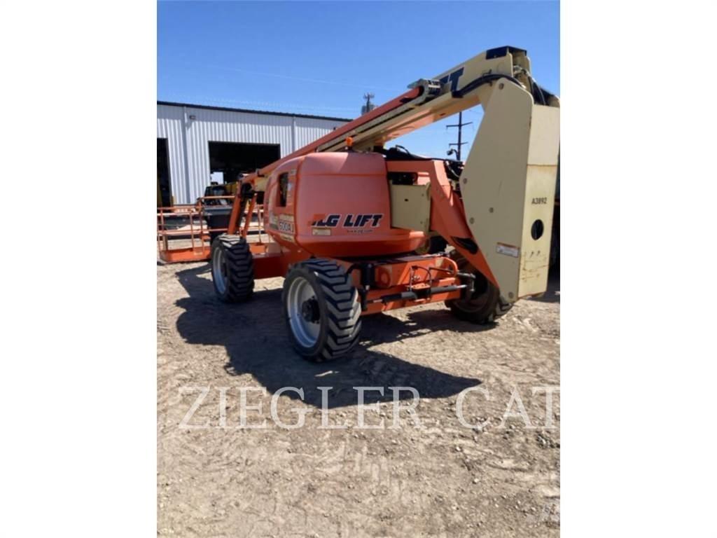 JLG 600AJ Strēles pacēlāji