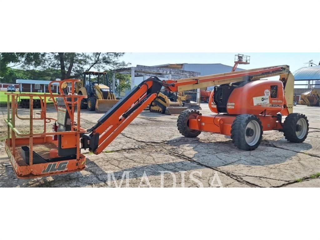 JLG 600AJ Strēles pacēlāji