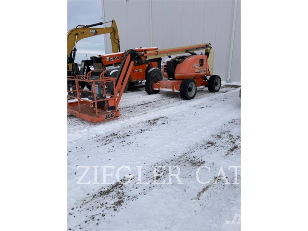 JLG 600AJ Strēles pacēlāji