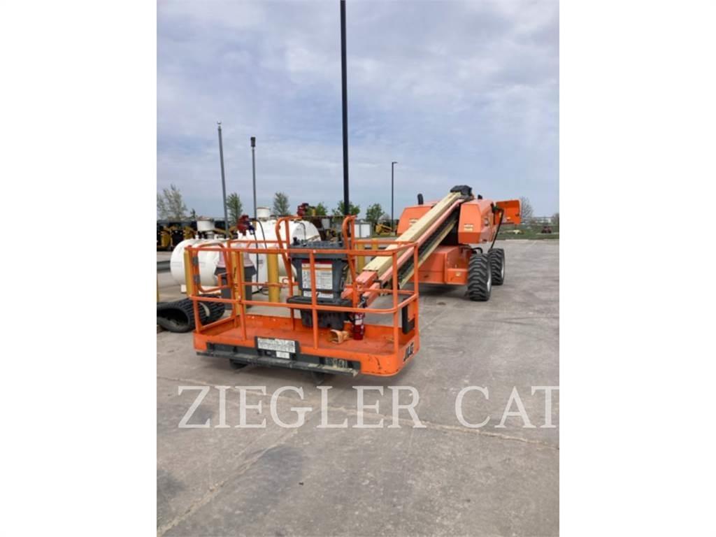 JLG 600S Strēles pacēlāji