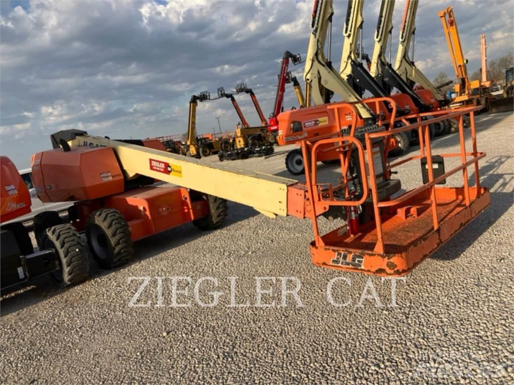 JLG 600S Strēles pacēlāji
