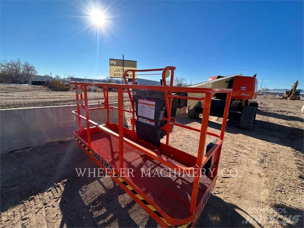 JLG 600S SP Strēles pacēlāji