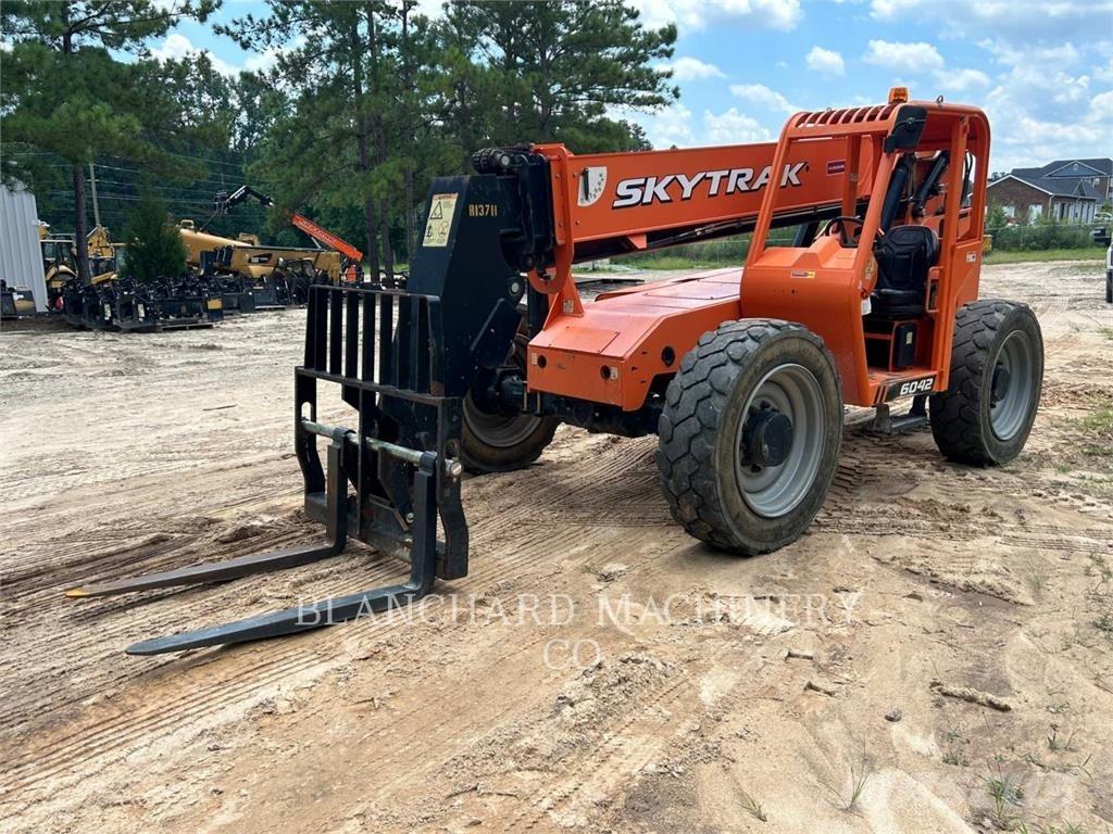 JLG 6042 Teleskopiskie manipulatori