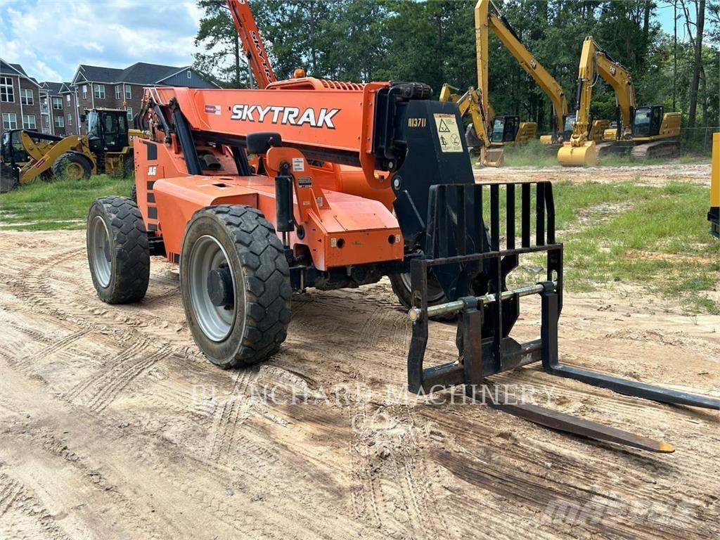 JLG 6042 Teleskopiskie manipulatori