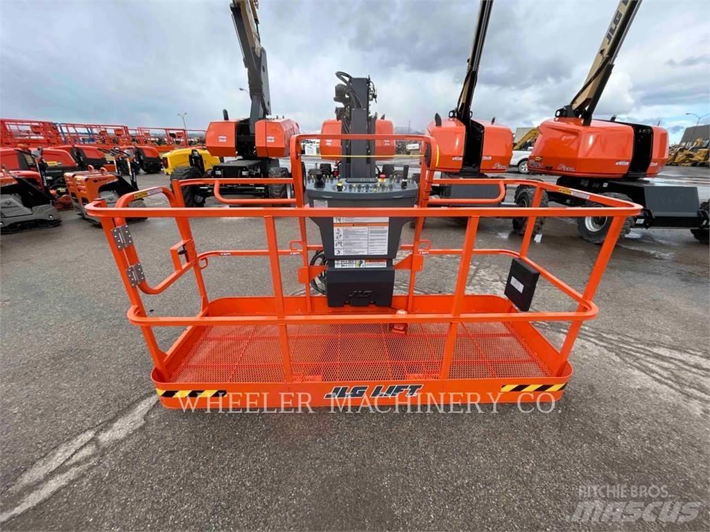 JLG 660SJ Strēles pacēlāji