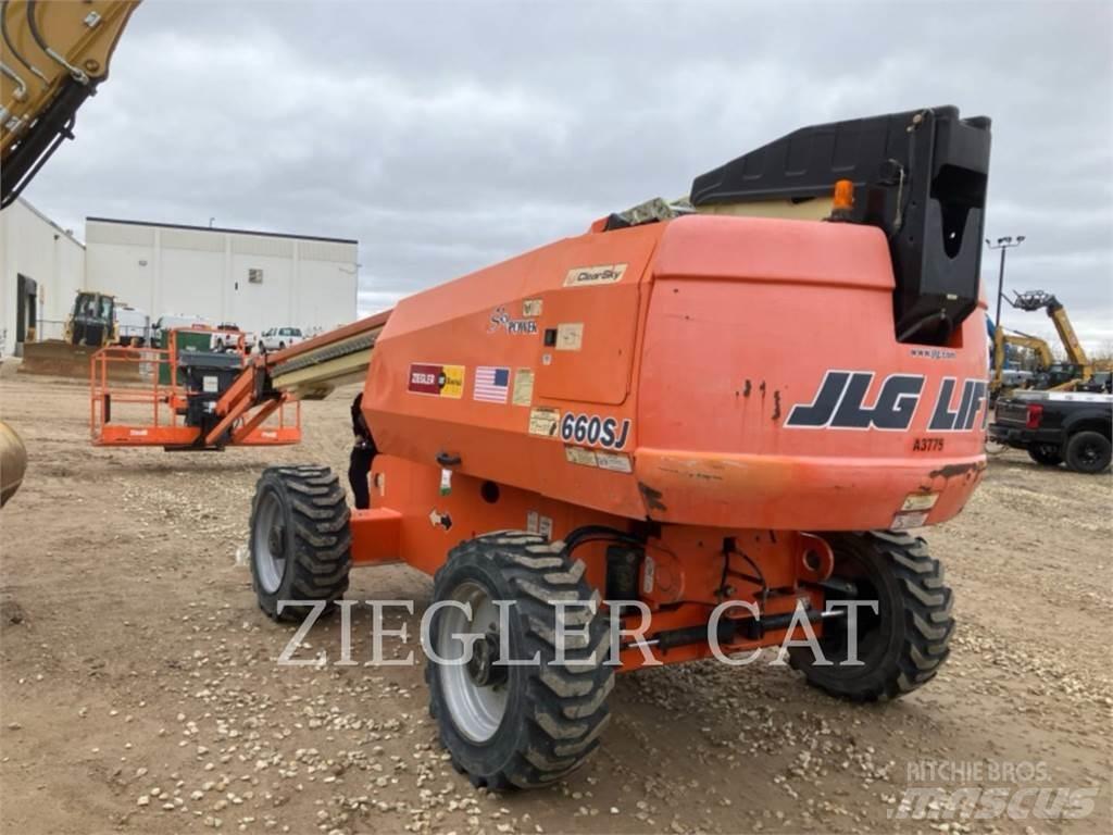 JLG 660SJ Strēles pacēlāji