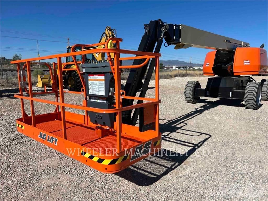 JLG 660SJ Strēles pacēlāji