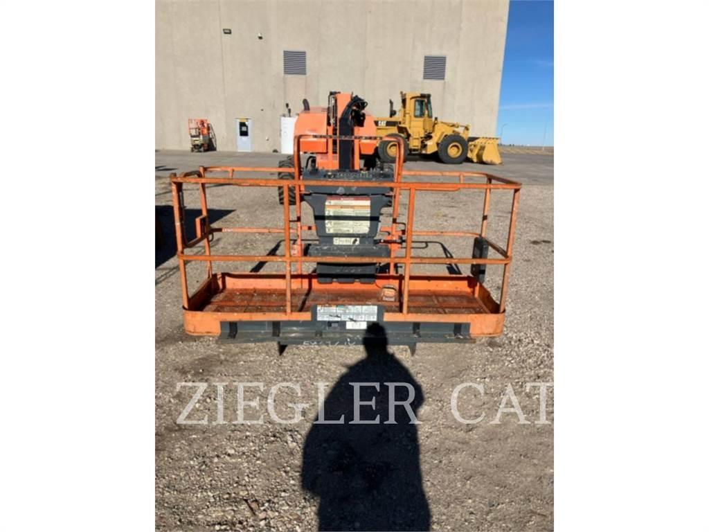JLG 660SJ Strēles pacēlāji