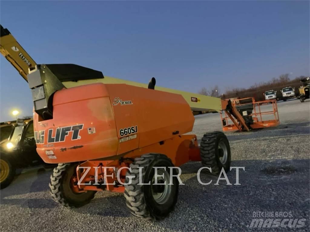 JLG 660SJ Strēles pacēlāji