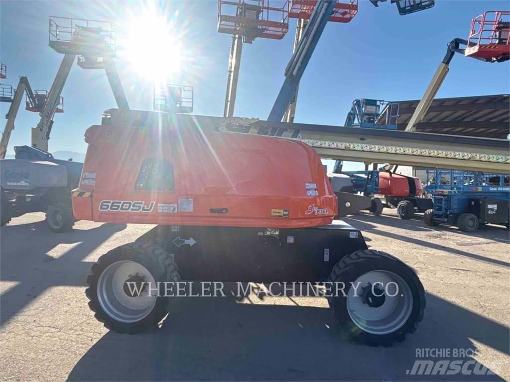 JLG 660SJ Strēles pacēlāji