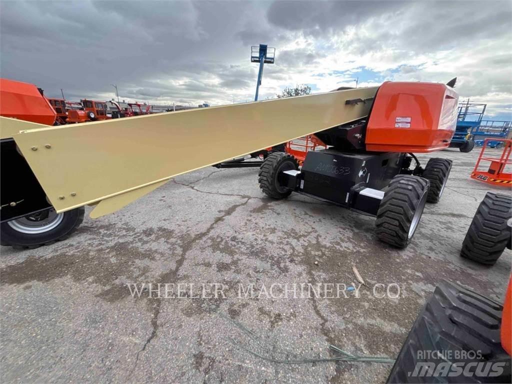 JLG 660SJ Strēles pacēlāji