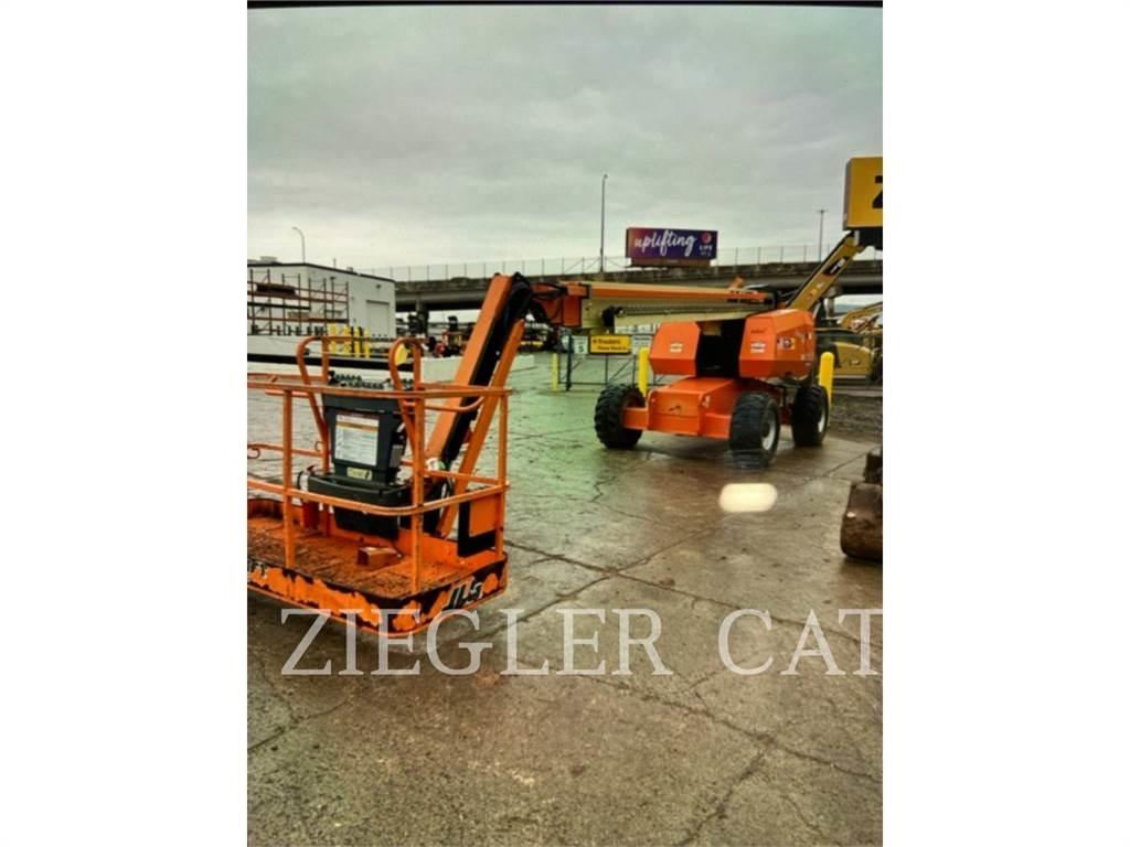 JLG 660SJ Strēles pacēlāji