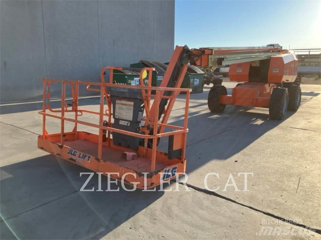 JLG 660SJ Strēles pacēlāji