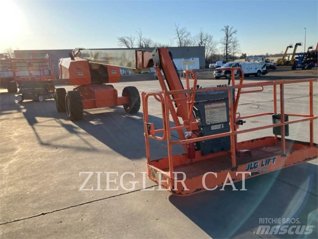 JLG 660SJ Strēles pacēlāji