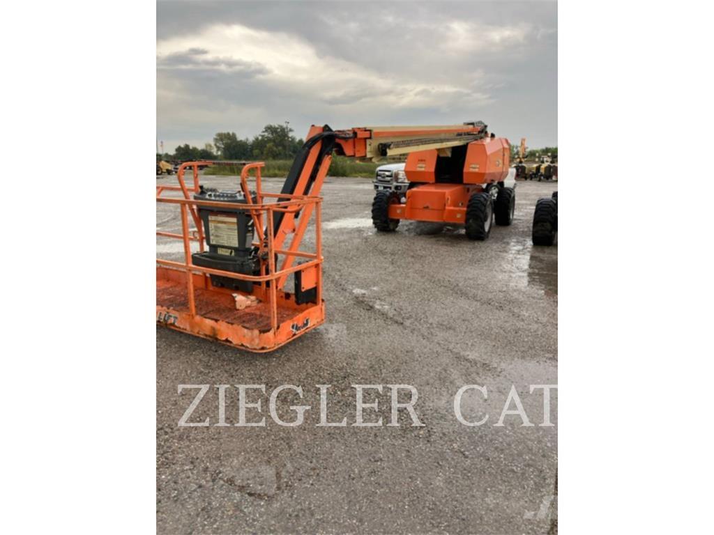 JLG 660SJ Strēles pacēlāji