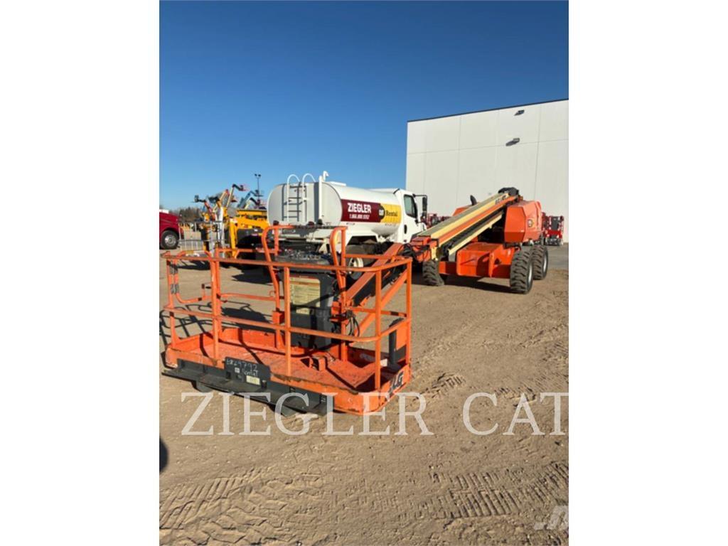 JLG 660SJ Strēles pacēlāji