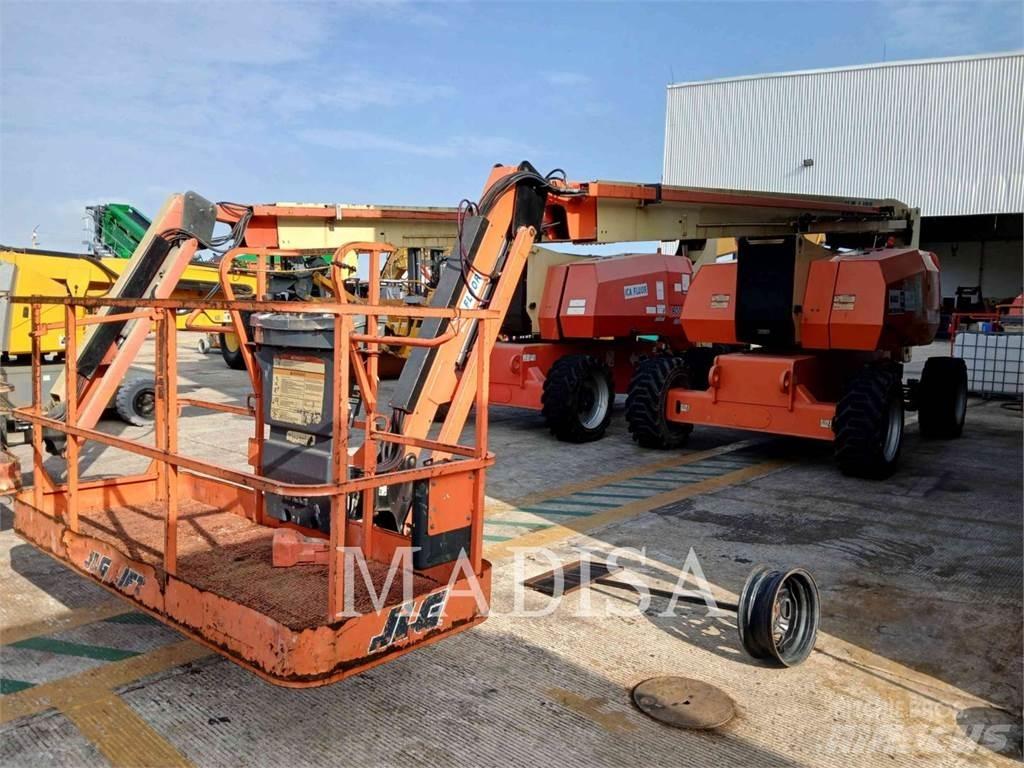 JLG 800 AJ Strēles pacēlāji