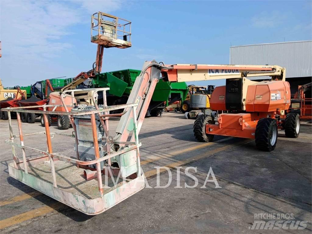 JLG 800 AJ Strēles pacēlāji