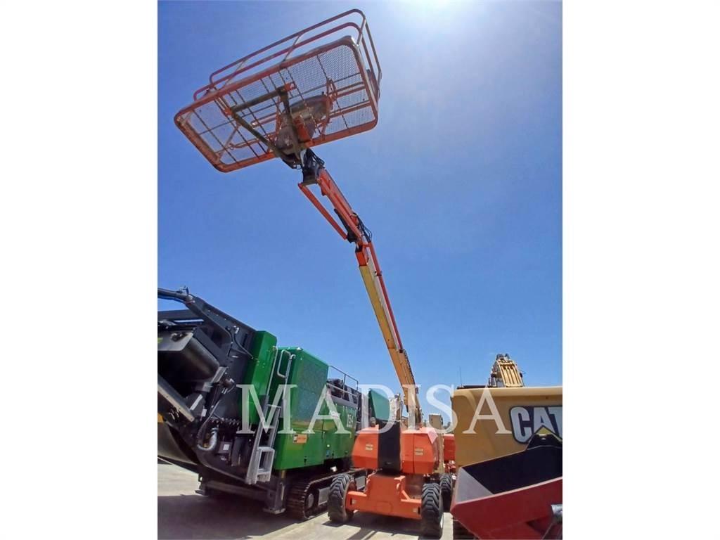 JLG 800 AJ Strēles pacēlāji
