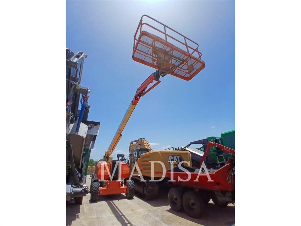 JLG 800 AJ Strēles pacēlāji