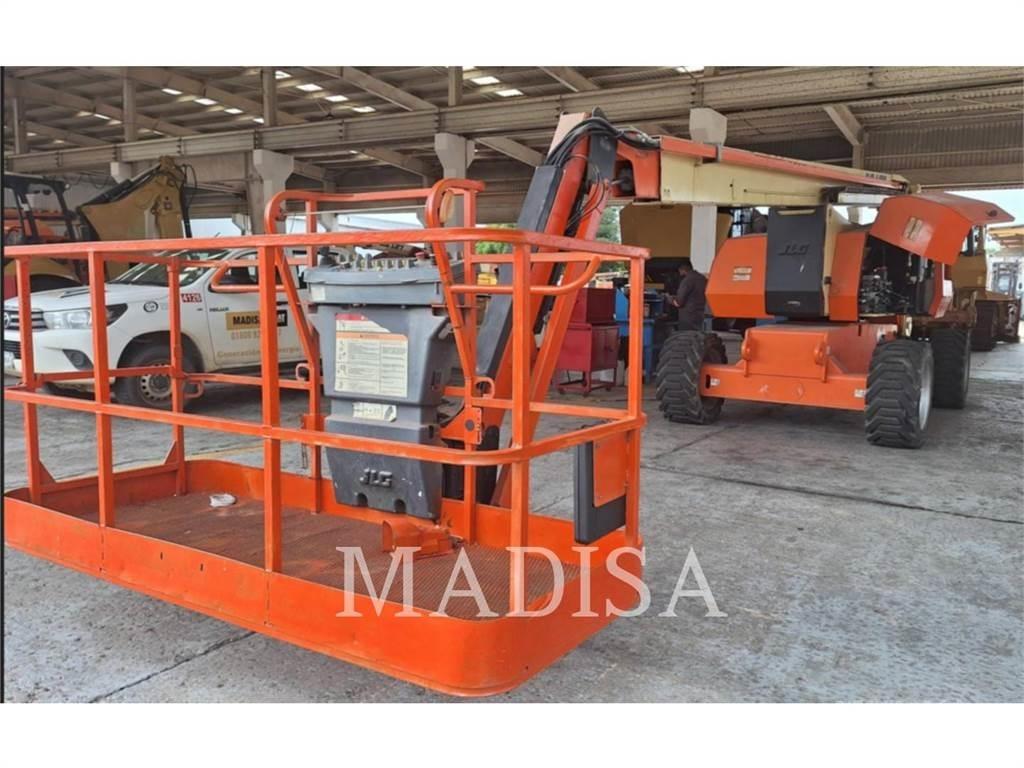 JLG 800 AJ Strēles pacēlāji