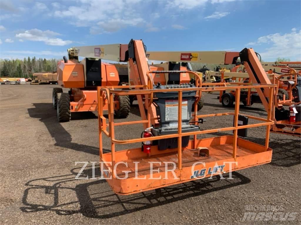 JLG 800AJ Strēles pacēlāji