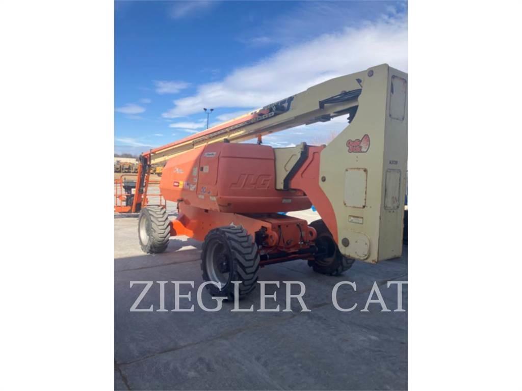 JLG 800AJ Strēles pacēlāji