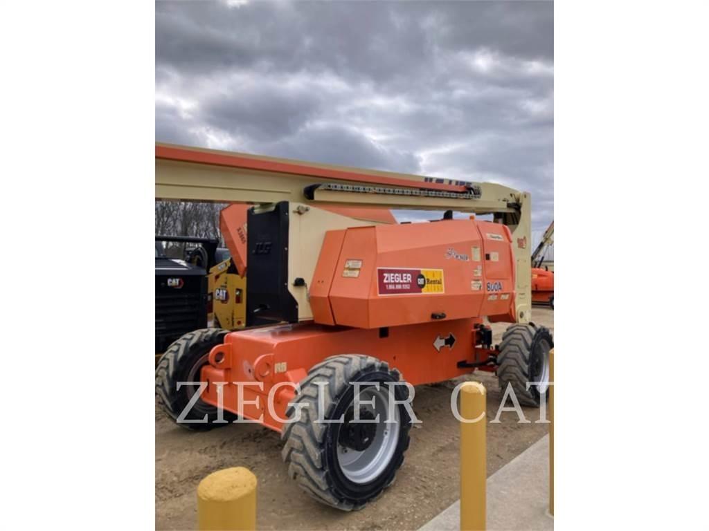 JLG 800AJ Strēles pacēlāji