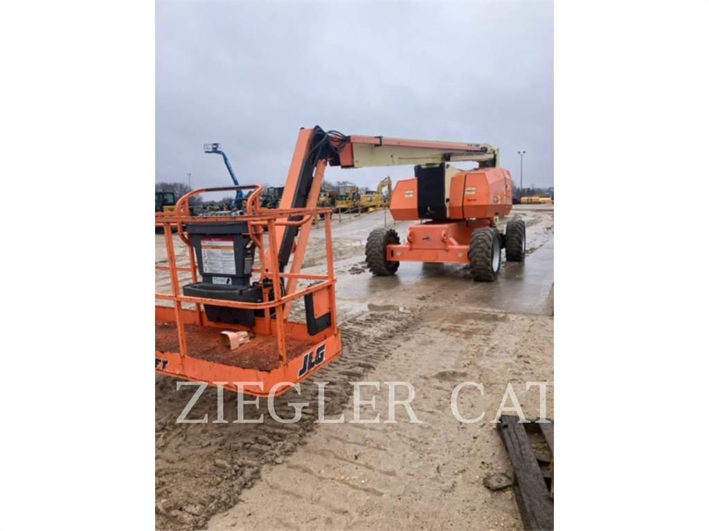 JLG 800AJ Strēles pacēlāji