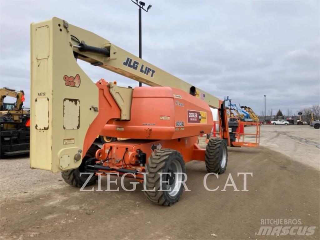 JLG 800AJ Strēles pacēlāji