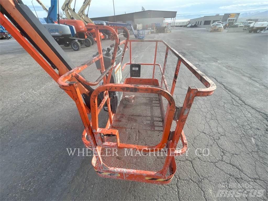 JLG 800AJ SP Strēles pacēlāji