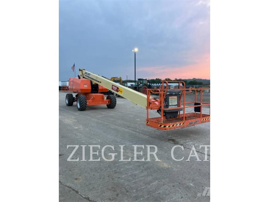 JLG 800S Strēles pacēlāji