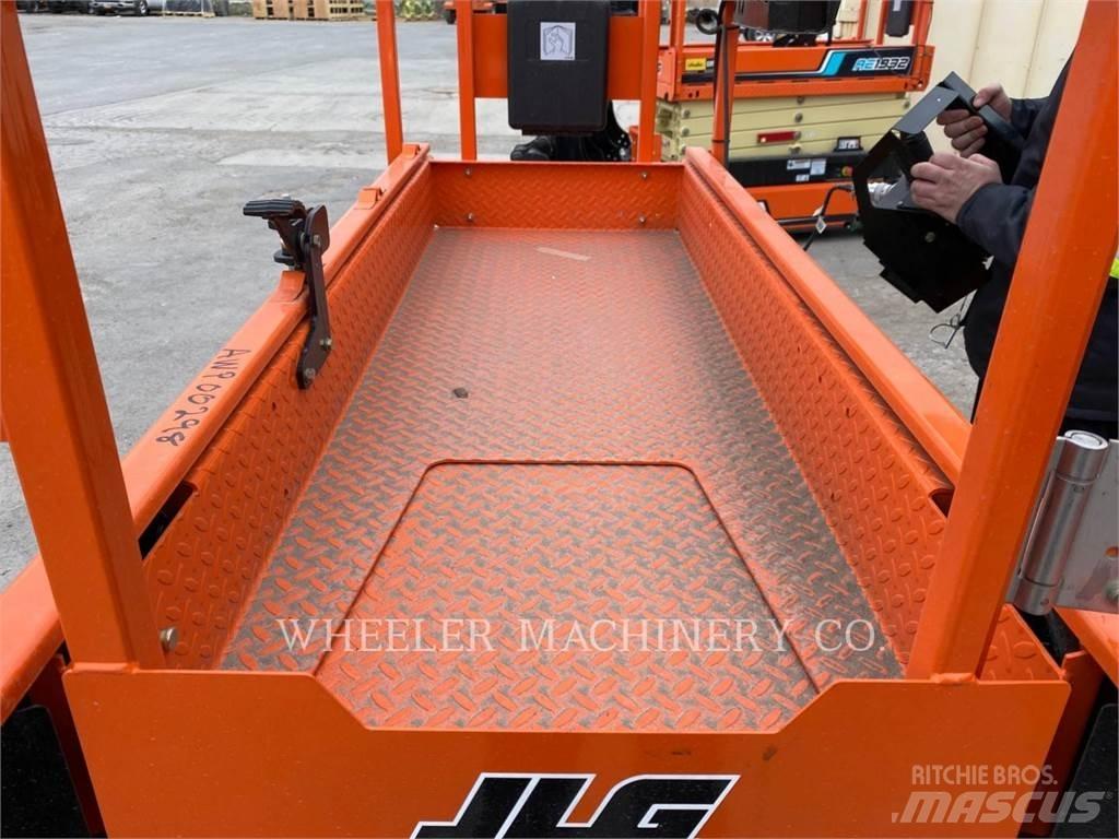 JLG AE1932 Šķerveida pacēlāji