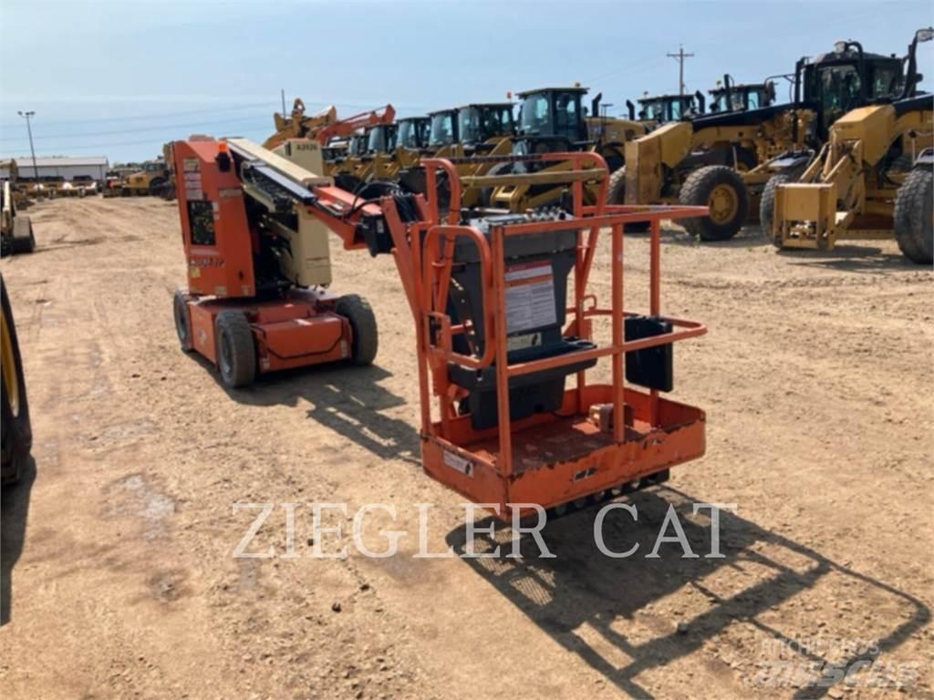 JLG E300AJP Strēles pacēlāji