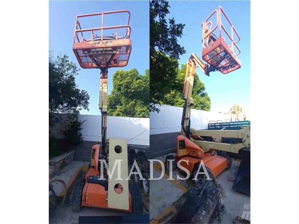 JLG E450AJ Strēles pacēlāji