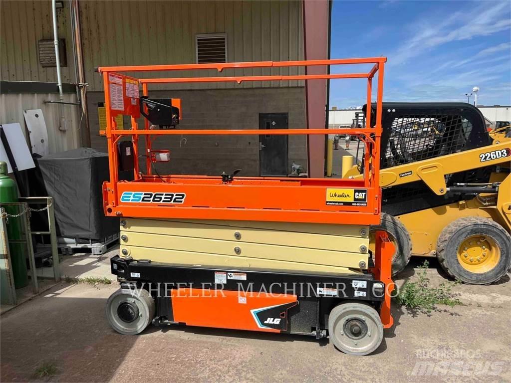 JLG ES2632 Šķerveida pacēlāji