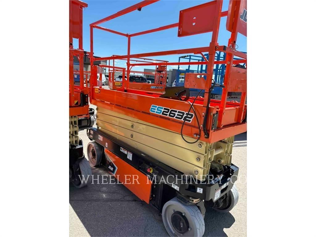 JLG ES2632 Šķerveida pacēlāji