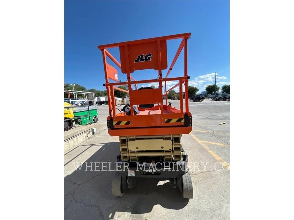 JLG ES2646 Šķerveida pacēlāji