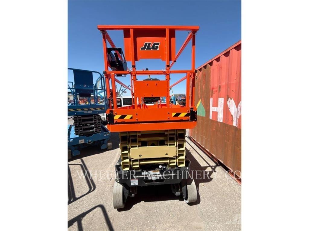 JLG ES3246 Šķerveida pacēlāji