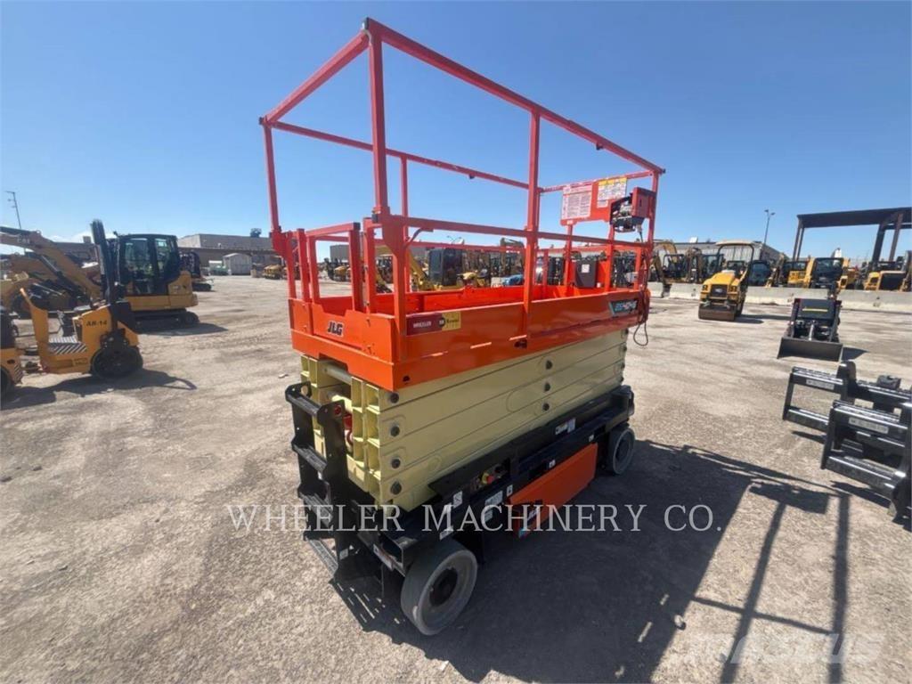 JLG ES4046 Šķerveida pacēlāji